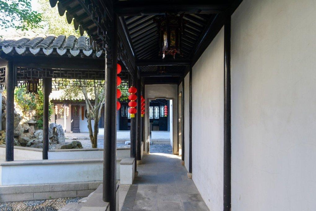 男朋友思想很不成熟,说话不过脑子,没有责任心和担当怎么办? - 专业的红迪网平台